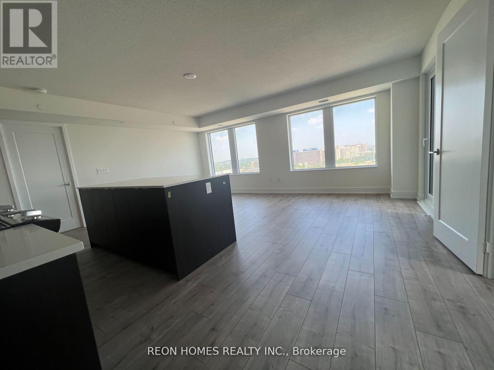 1806 - 10 Eva Road, Toronto, Ontario  M9C 0B3 - Photo 5 - W13171100