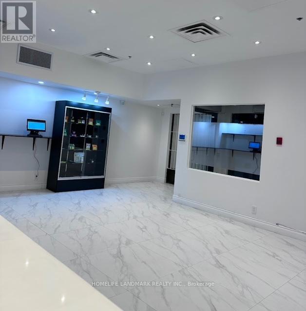 B5 - 1900 Dundas Street W, Mississauga, Ontario  L5K 1P9 - Photo 6 - W13171130