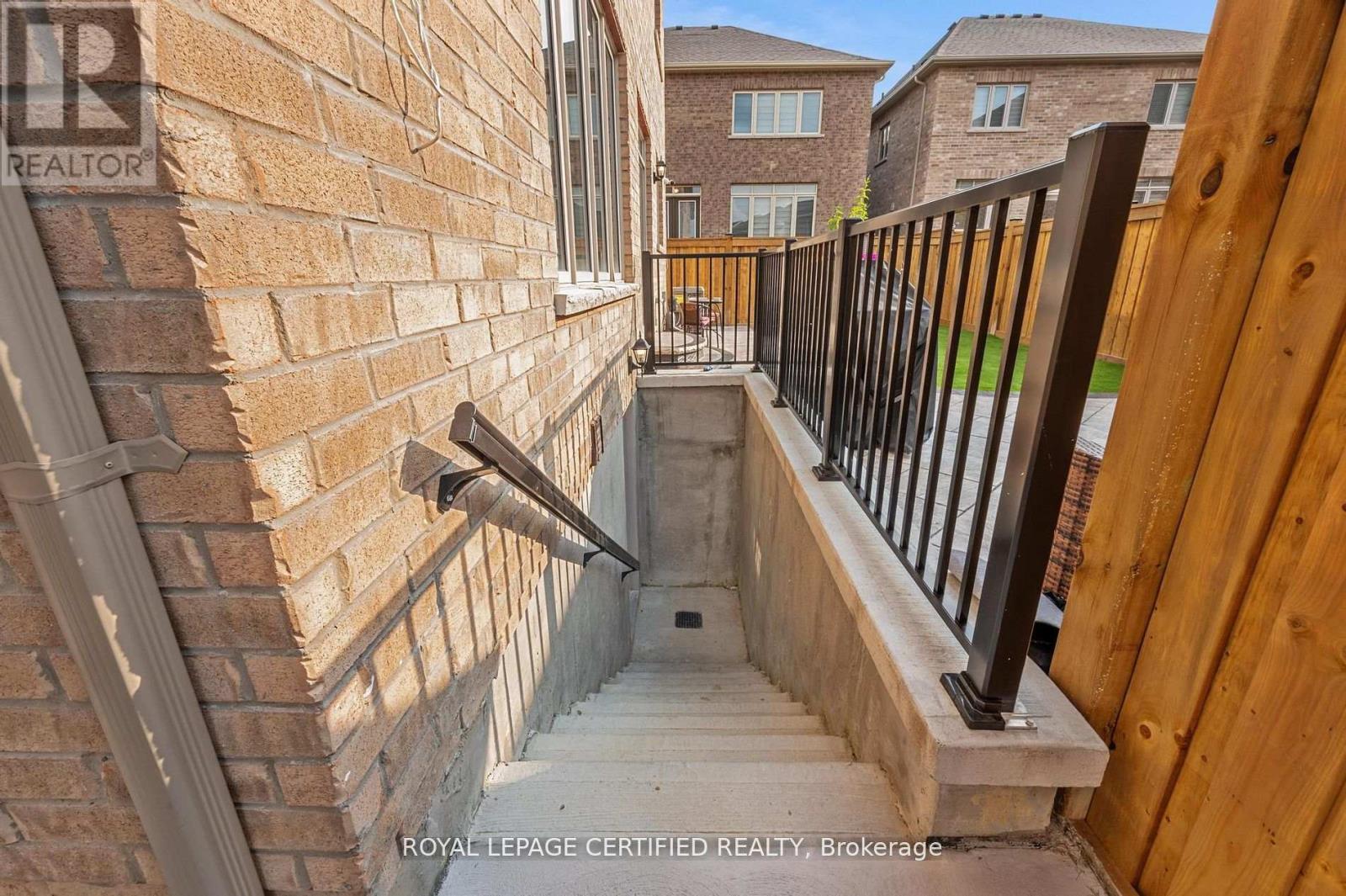 Bsmt - 42 Kambalda Road, Brampton, Ontario  L7A 0C3 - Photo 4 - W13171142