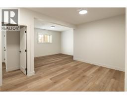 2125 Montenegro Drive, Kelowna, British Columbia  V1P 0B2 - Photo 34 - 10387399