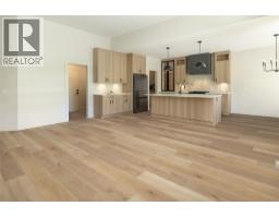 2125 Montenegro Drive, Kelowna, British Columbia  V1P 0B2 - Photo 12 - 10387399
