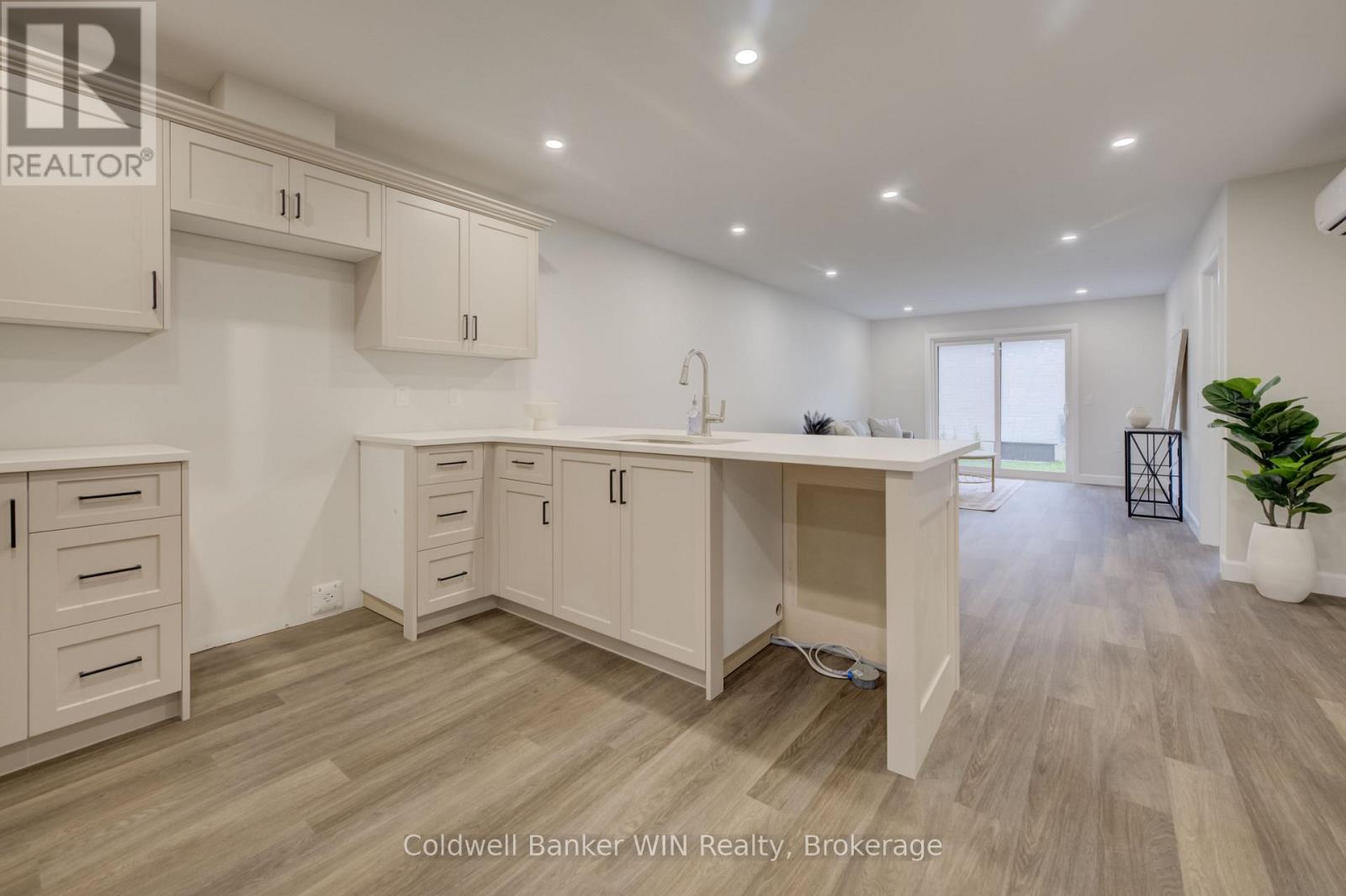 202 Elgin Street, Minto, Ontario  N0G 2P0 - Photo 4 - X13061738