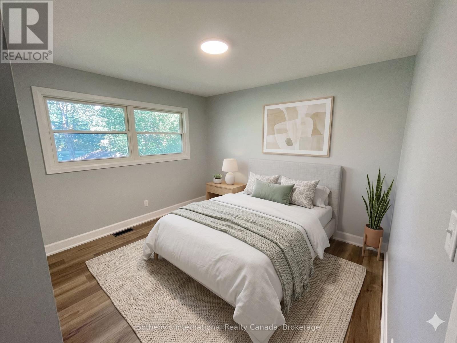 Main Level - 39 Silvercreek Parkway N, Guelph, Ontario  N1H 3T1 - Photo 7 - X13171356