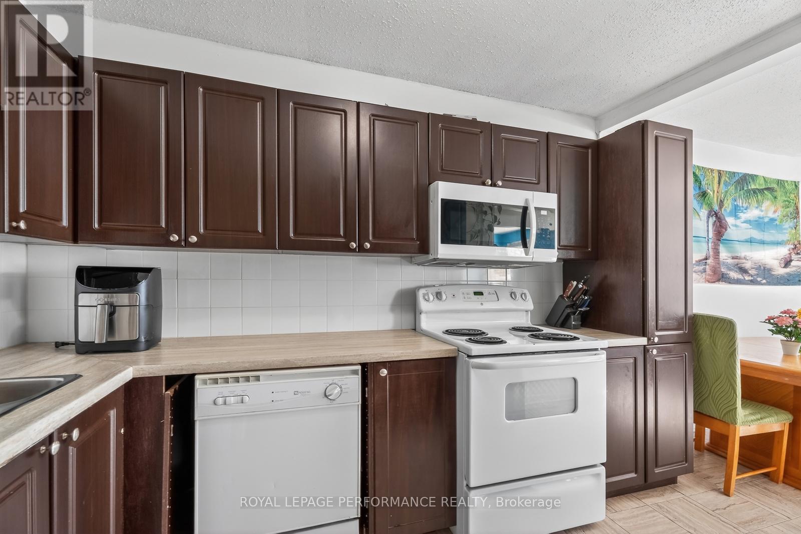 A - 2642 Moncton Road, Ottawa, Ontario  K2B 7W1 - Photo 8 - X12957326