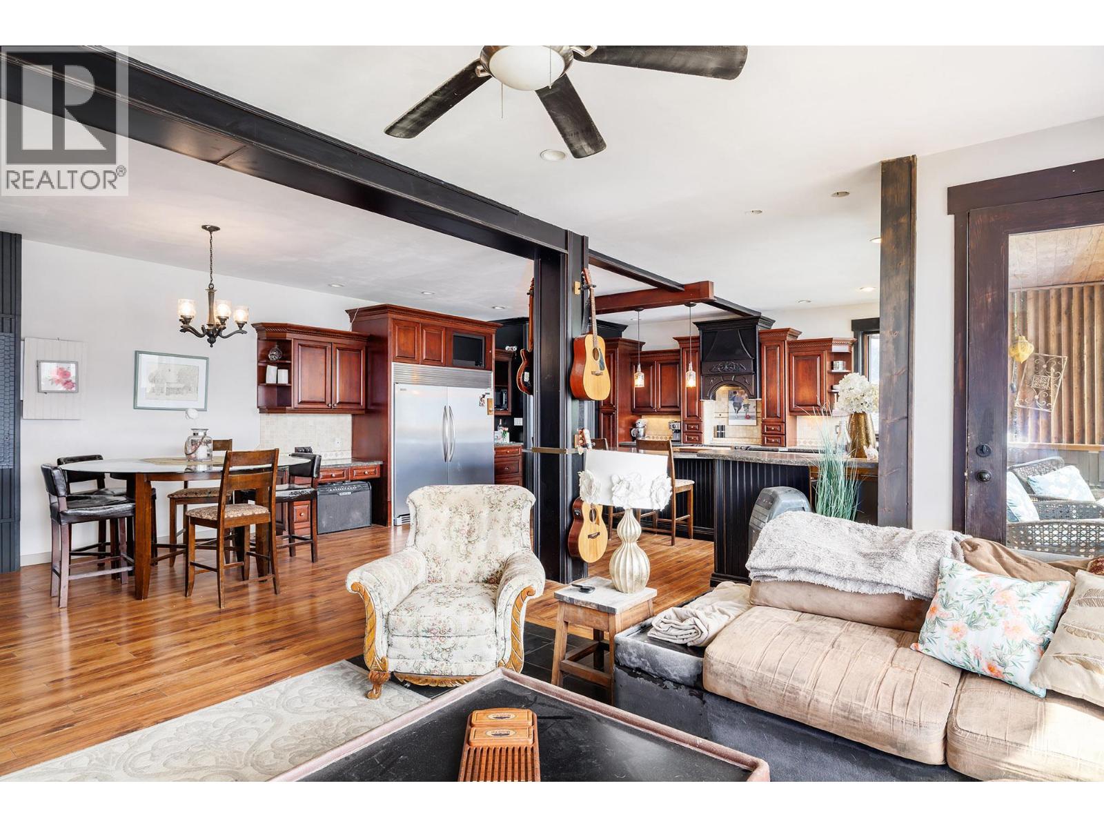 6261 Renfrew Road, Peachland, British Columbia V0H 1X7 - Photo 6 - 10388818