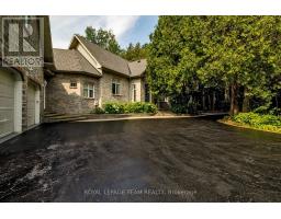 6196 DEERMEADOW DRIVE, Ottawa, Ontario