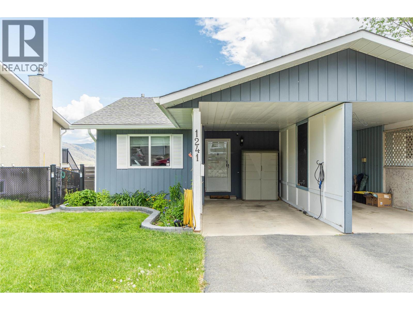1241 Monashee Court, Kamloops, British Columbia  V2C 6B4 - Photo 2 - 10387992