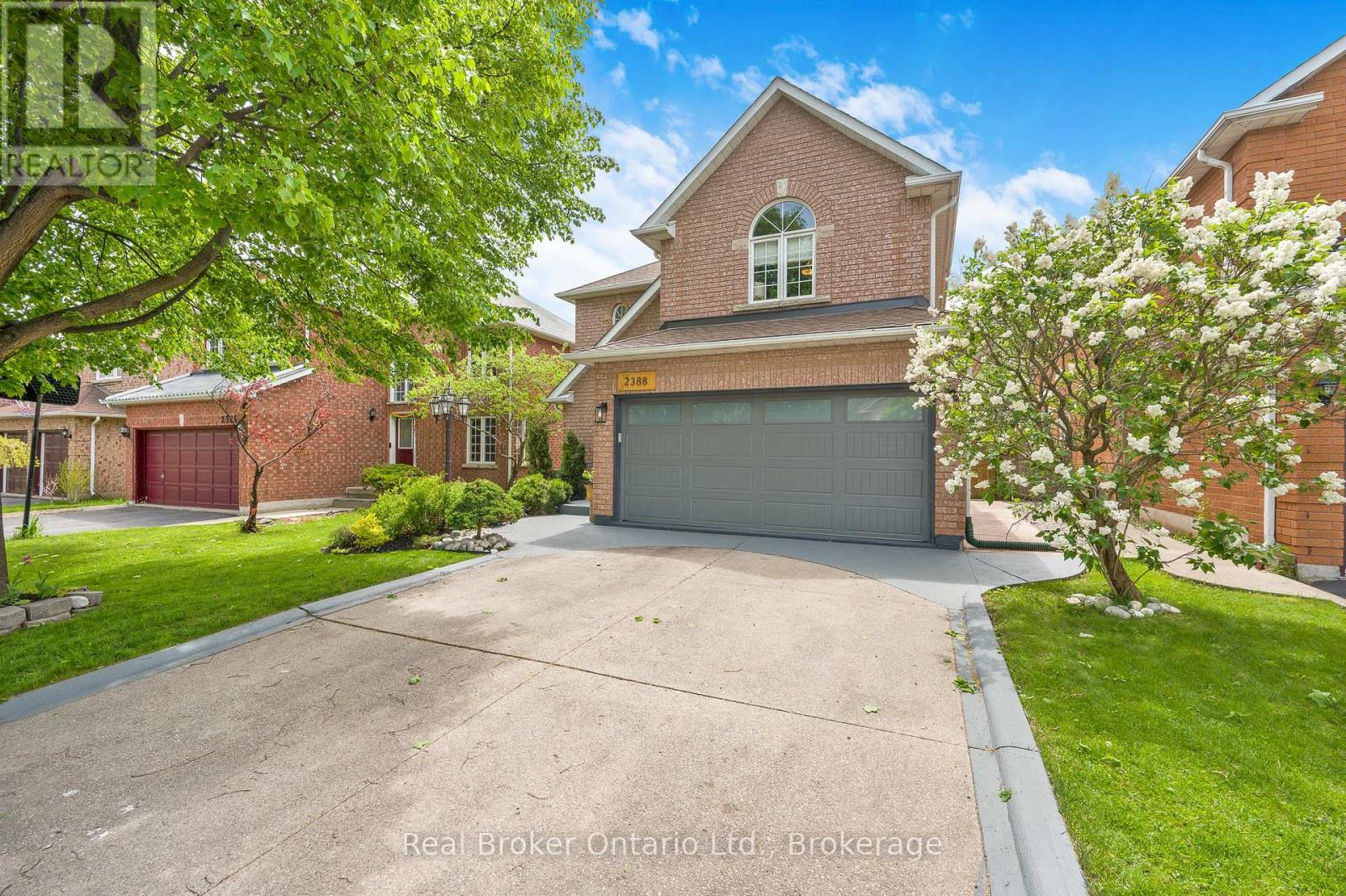 2388 Eden Valley Drive, Oakville, Ontario  L6H 6K9 - Photo 2 - W13171212
