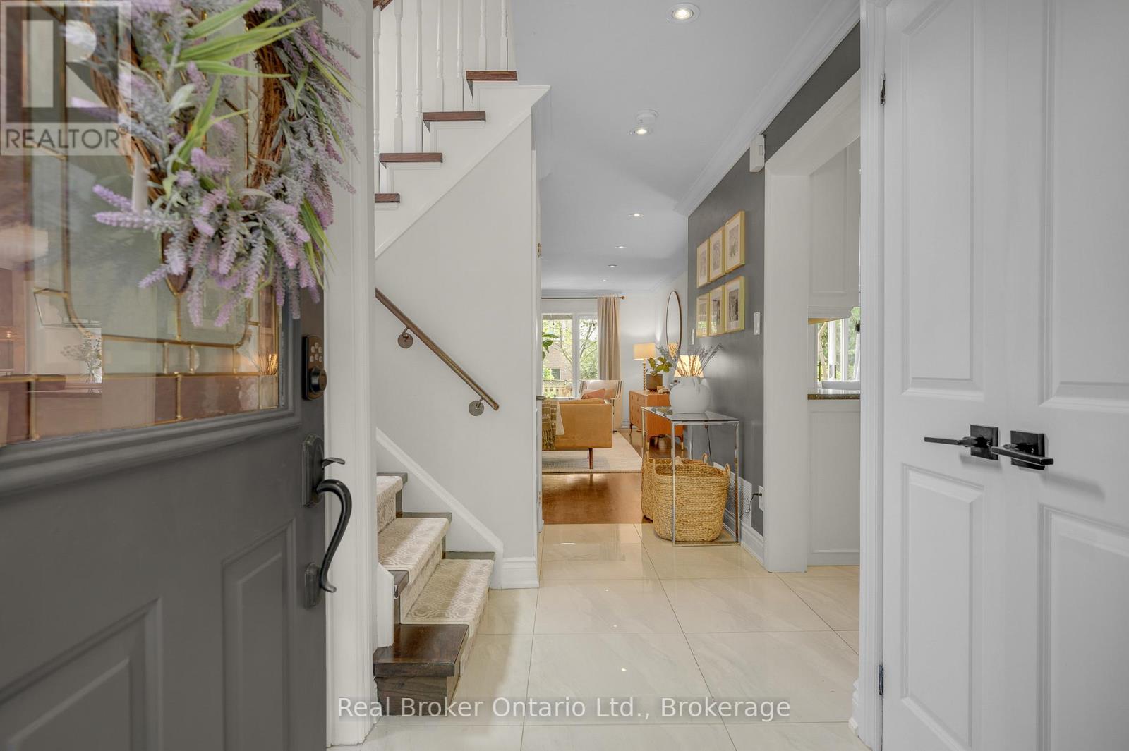 2388 Eden Valley Drive, Oakville, Ontario  L6H 6K9 - Photo 5 - W13171212