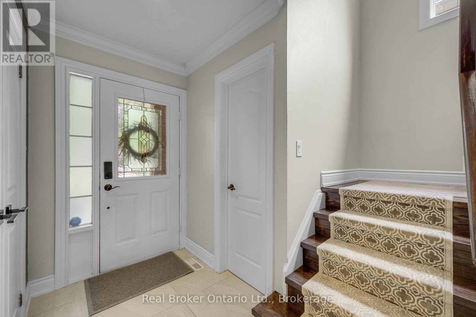 2388 Eden Valley Drive, Oakville, Ontario  L6H 6K9 - Photo 7 - W13171212