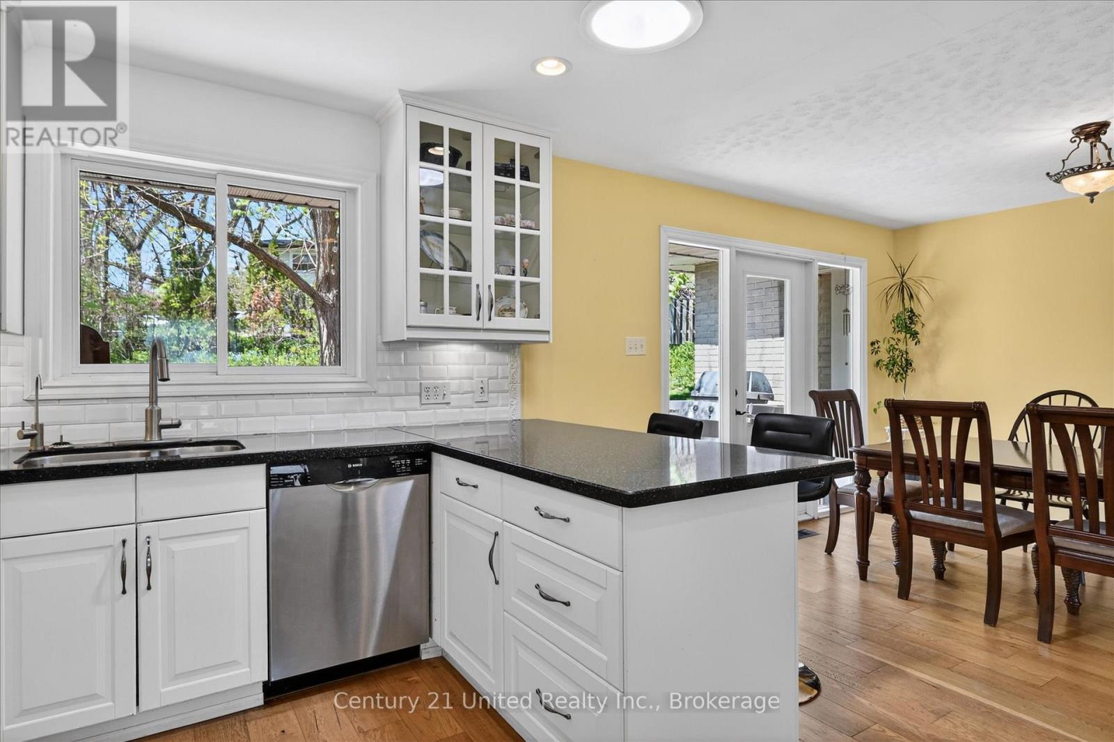 11 Crestwood Avenue, Peterborough, Ontario  K9J 1M9 - Photo 10 - X13171380