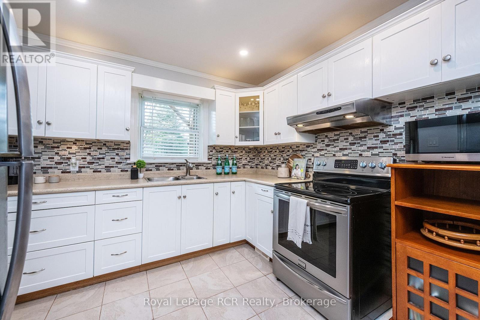 189 Margaret Avenue, Kitchener, Ontario  N2H 4J1 - Photo 8 - X13171186
