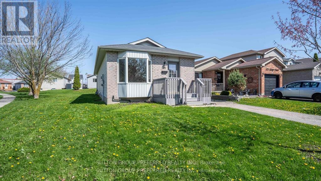 195 Simpson Crescent, London East, Ontario N5V 5E1 - Photo 2 - X13171196