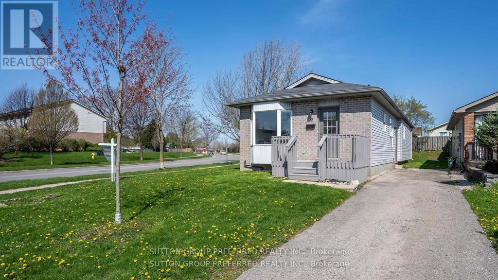 195 Simpson Crescent, London East, Ontario N5V 5E1 - Photo 3 - X13171196