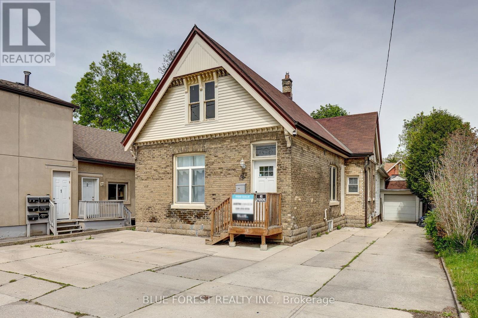 36 ADELAIDE STREET S, London South, Ontario