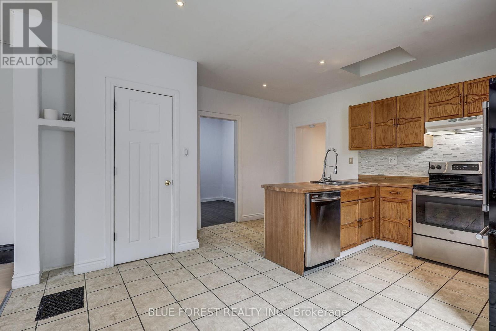 36 Adelaide Street S, London South, Ontario  N5Z 3K2 - Photo 24 - X13171298