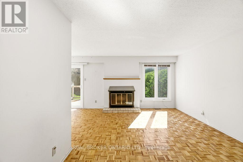 330 Fernleaf Crescent, Ottawa, Ontario  K1E 2Z4 - Photo 12 - X13171276