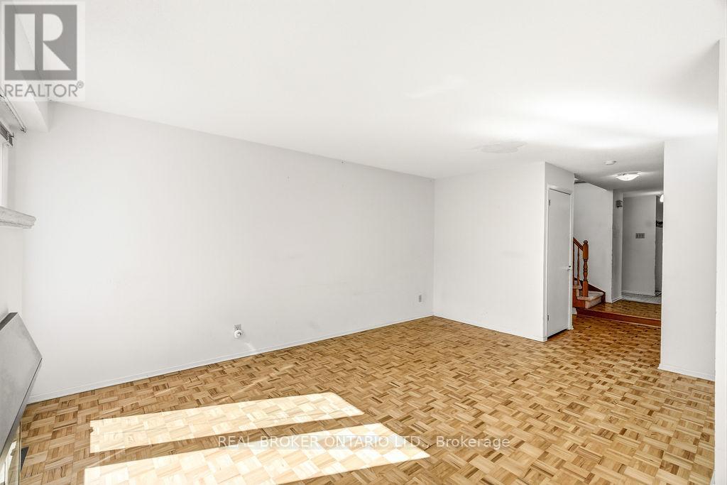 330 Fernleaf Crescent, Ottawa, Ontario  K1E 2Z4 - Photo 14 - X13171276