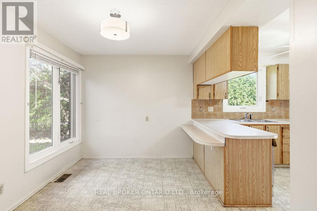 330 Fernleaf Crescent, Ottawa, Ontario  K1E 2Z4 - Photo 18 - X13171276