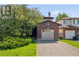 330 FERNLEAF CRESCENT, Ottawa, Ontario