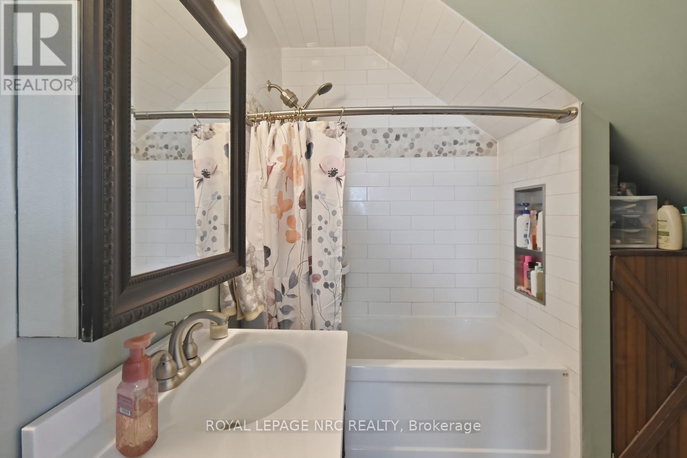 31 Christmas Street, Port Colborne, Ontario  L3K 1M3 - Photo 24 - X13171346