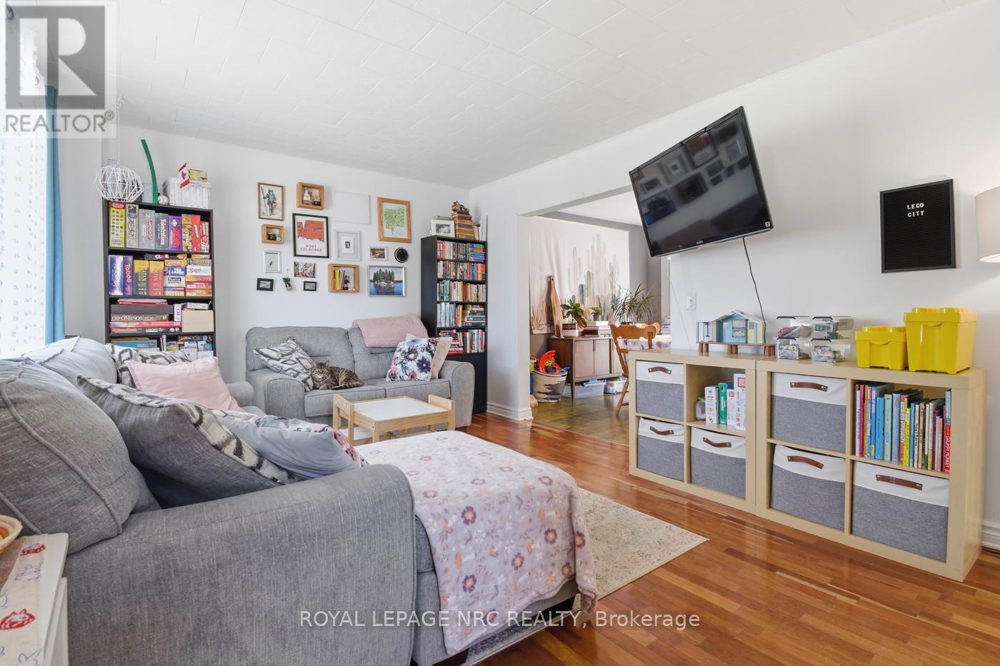 31 Christmas Street, Port Colborne, Ontario  L3K 1M3 - Photo 5 - X13171346