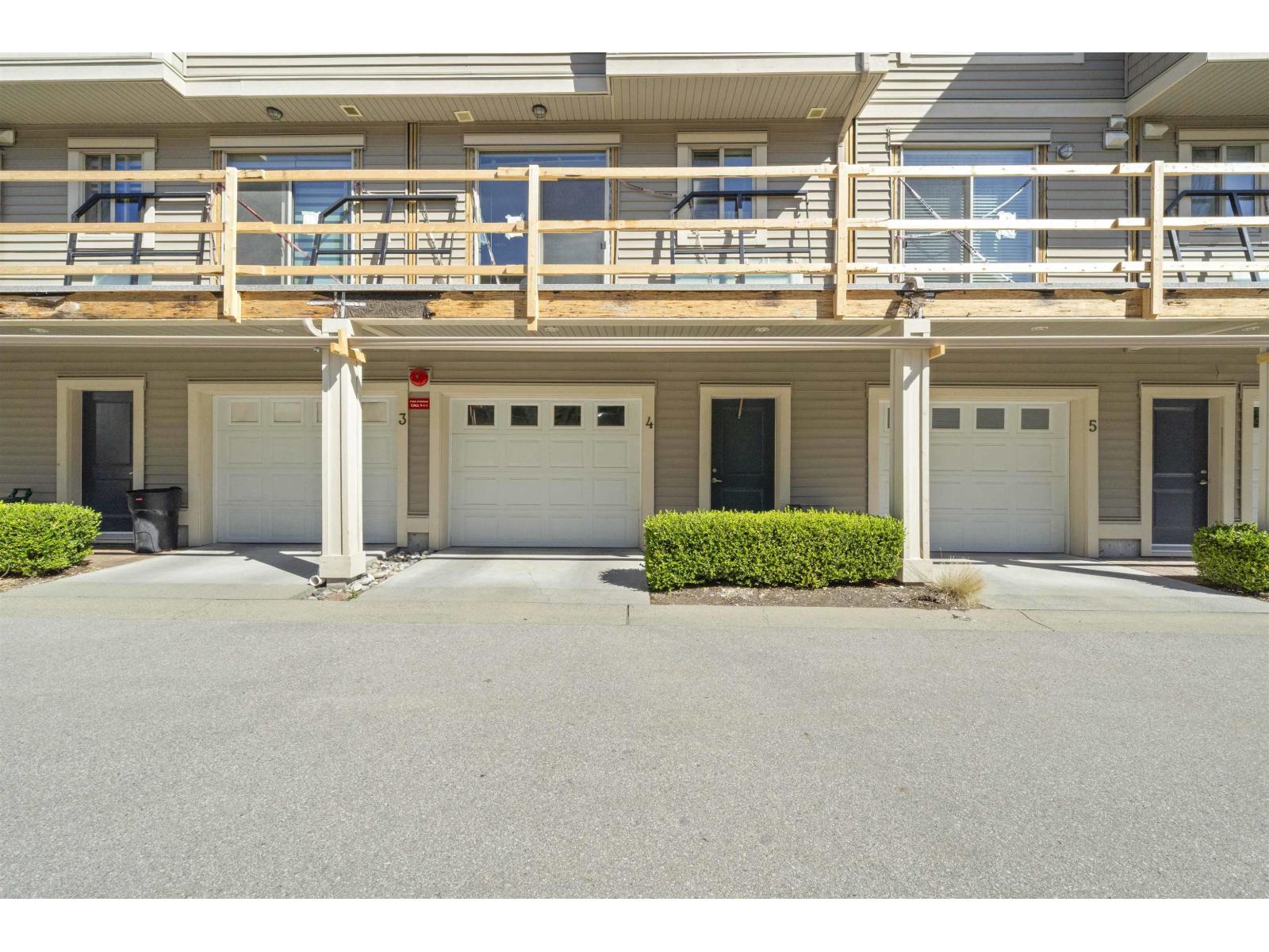 4 19752 55a Avenue, Langley, British Columbia  V3A 3X2 - Photo 3 - R3127555