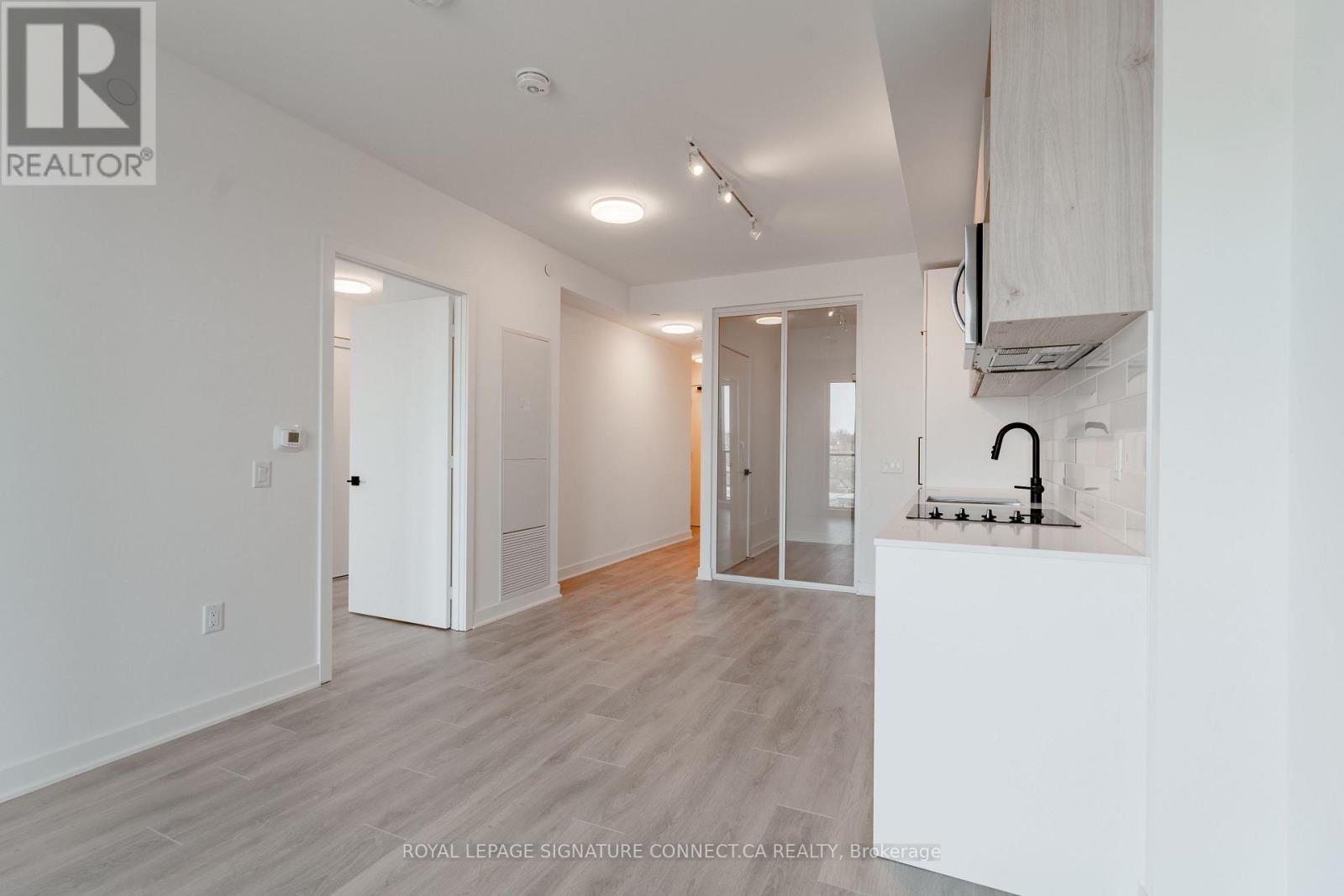517 - 1185 Dupont Street, Toronto, Ontario  M6H 0G5 - Photo 7 - W13170214