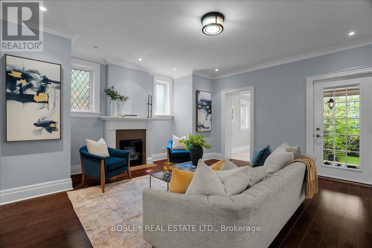 3 Shorncliffe Avenue, Toronto, Ontario  M4V 1S9 - Photo 7 - C13171166