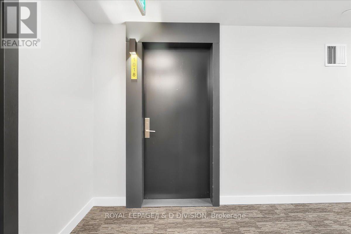 1018 - 158 Front Street E, Toronto, Ontario  M5A 0K9 - Photo 3 - C13171170