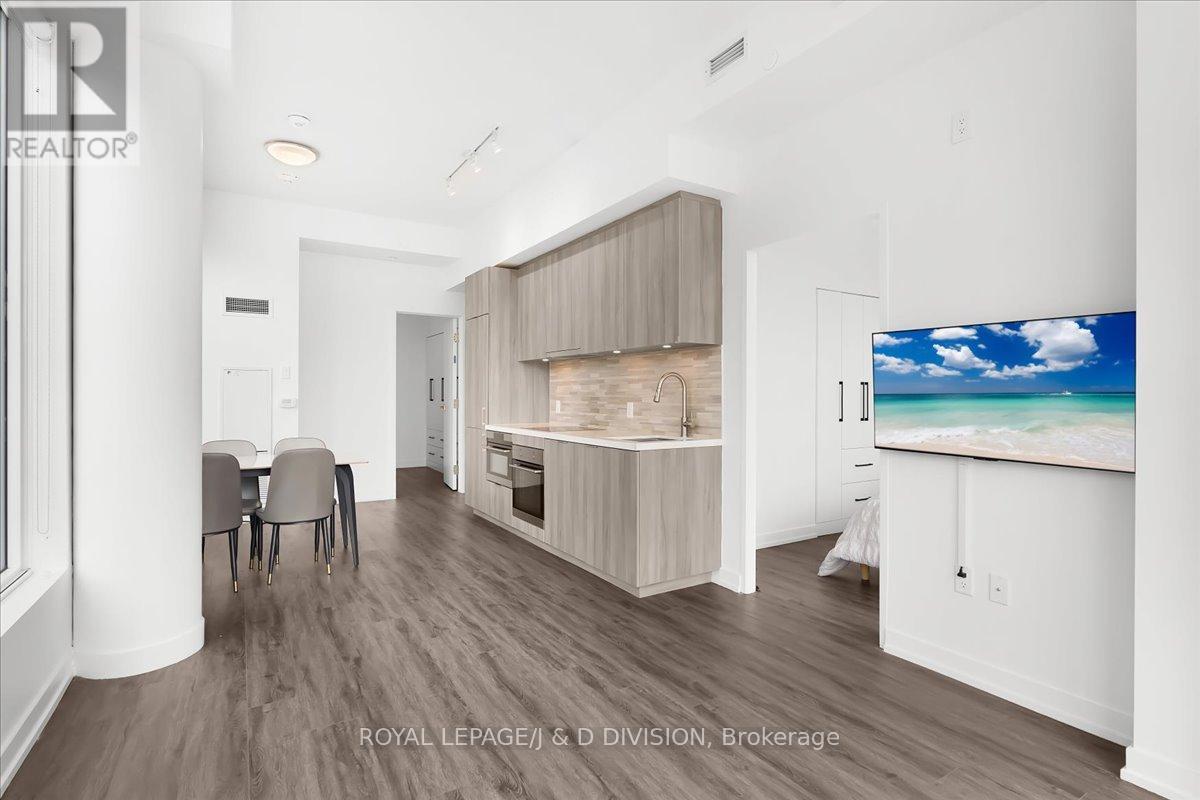 1018 - 158 Front Street E, Toronto, Ontario  M5A 0K9 - Photo 7 - C13171170