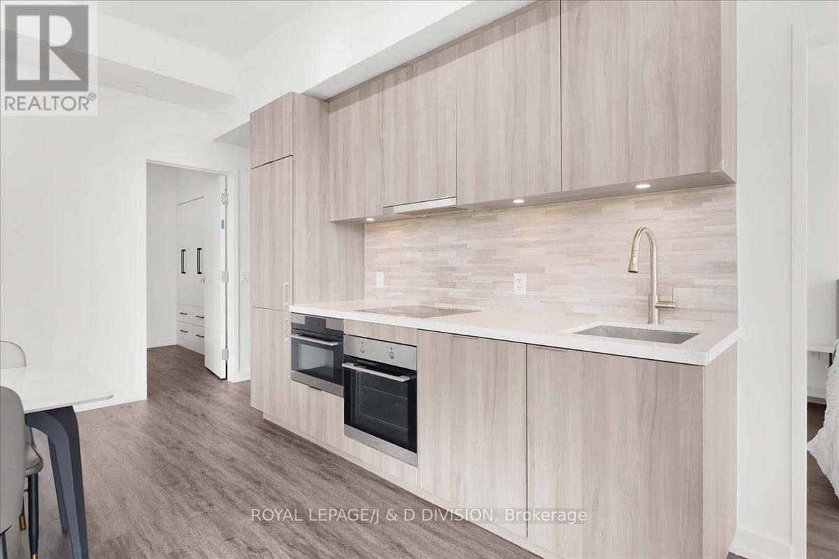 1018 - 158 Front Street E, Toronto, Ontario  M5A 0K9 - Photo 9 - C13171170