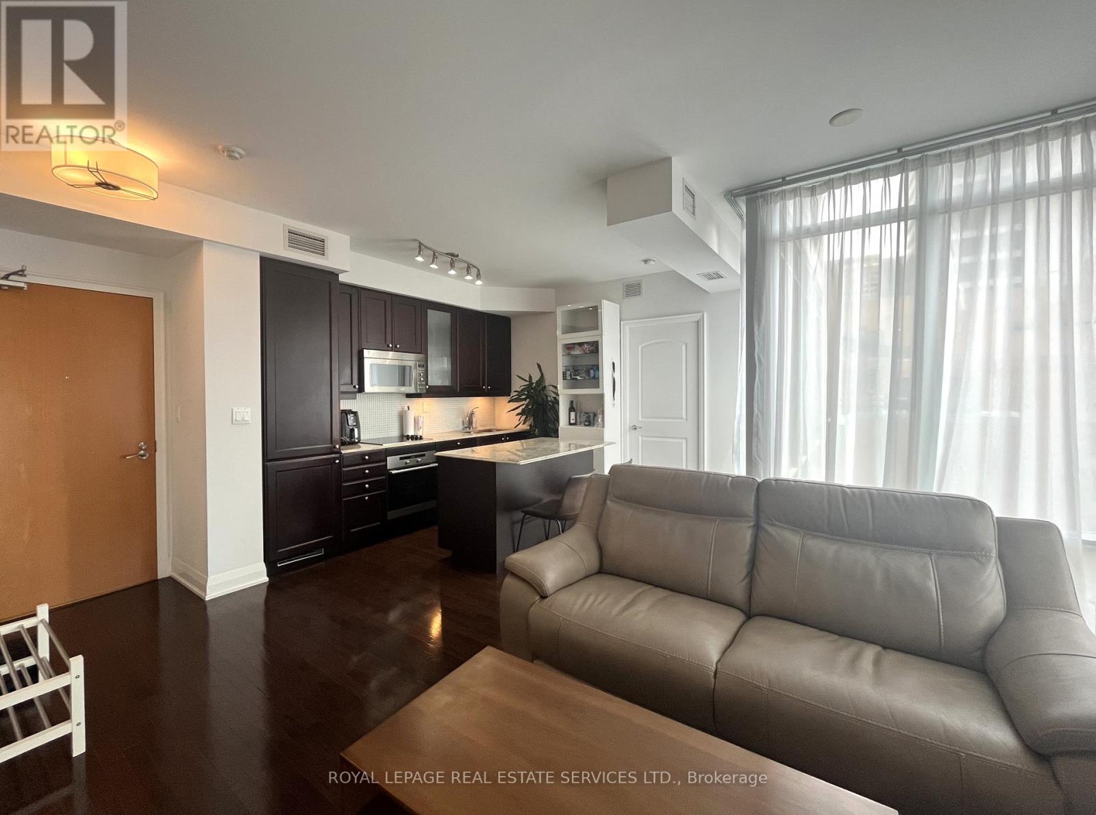 715 - 1 Bedford Road, Toronto, Ontario  M5R 2B5 - Photo 2 - C13171244