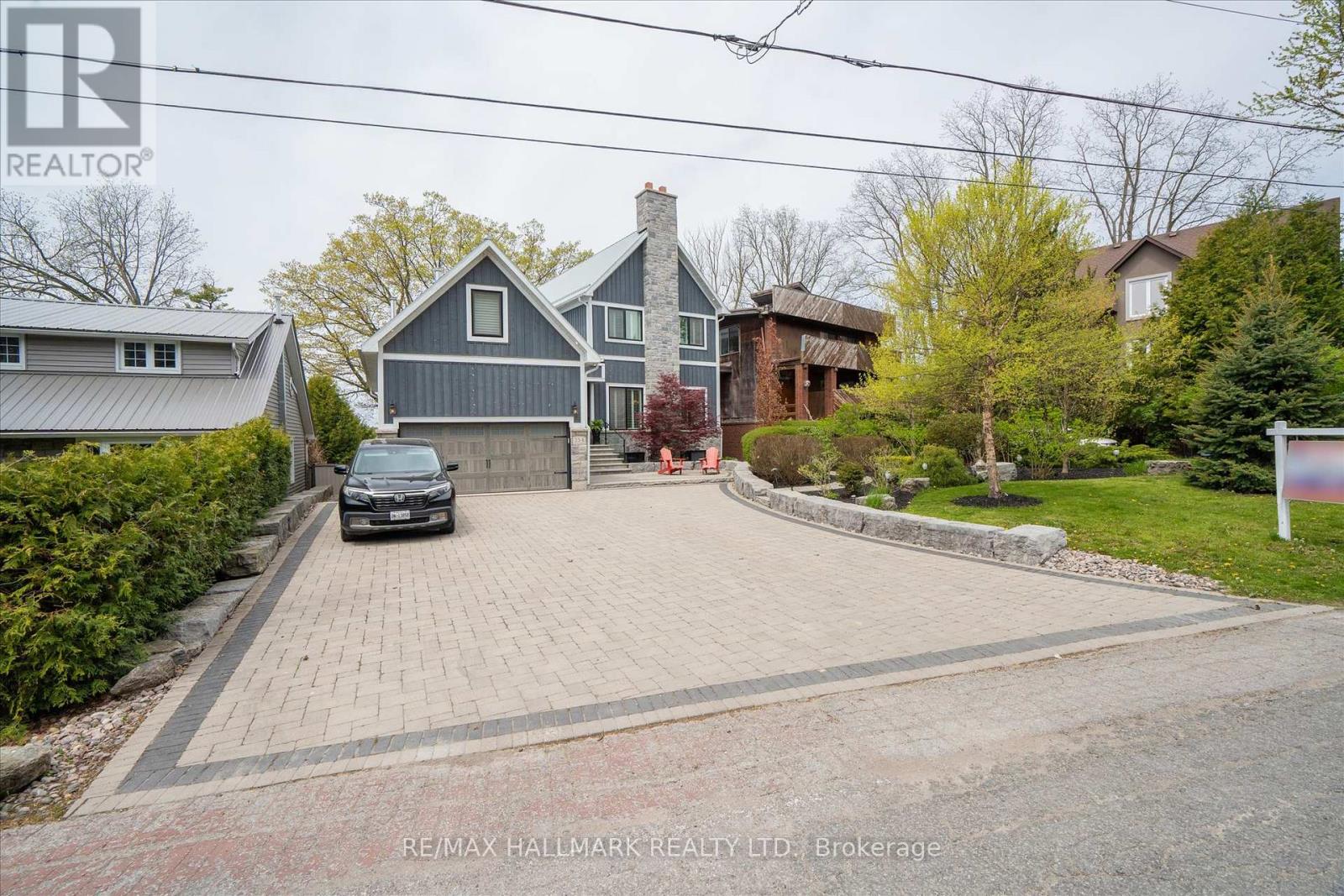 334 DYSON ROAD, Pickering, Ontario