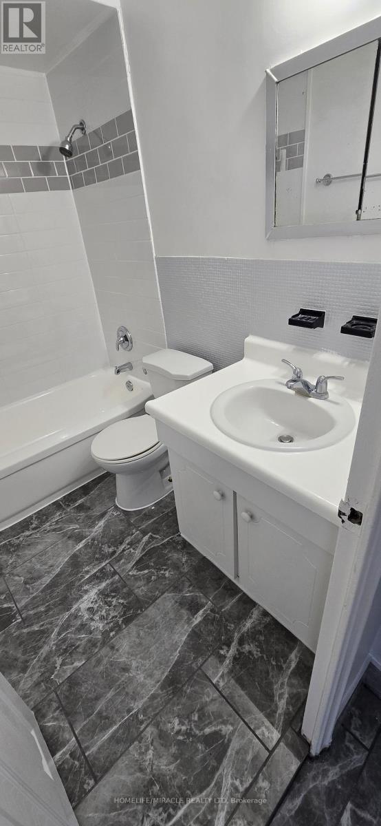 204 - 1651 Victoria Park Avenue, Toronto, Ontario  M1R 1P9 - Photo 33 - E13171326