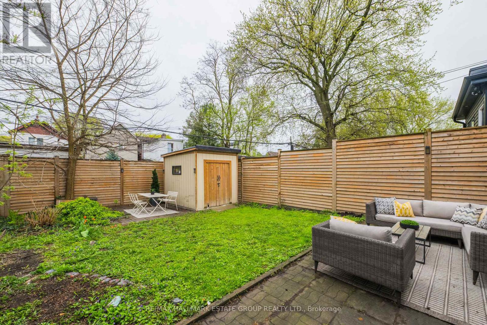 203 Rhodes Avenue, Toronto, Ontario  M4L 3A2 - Photo 48 - E13171404