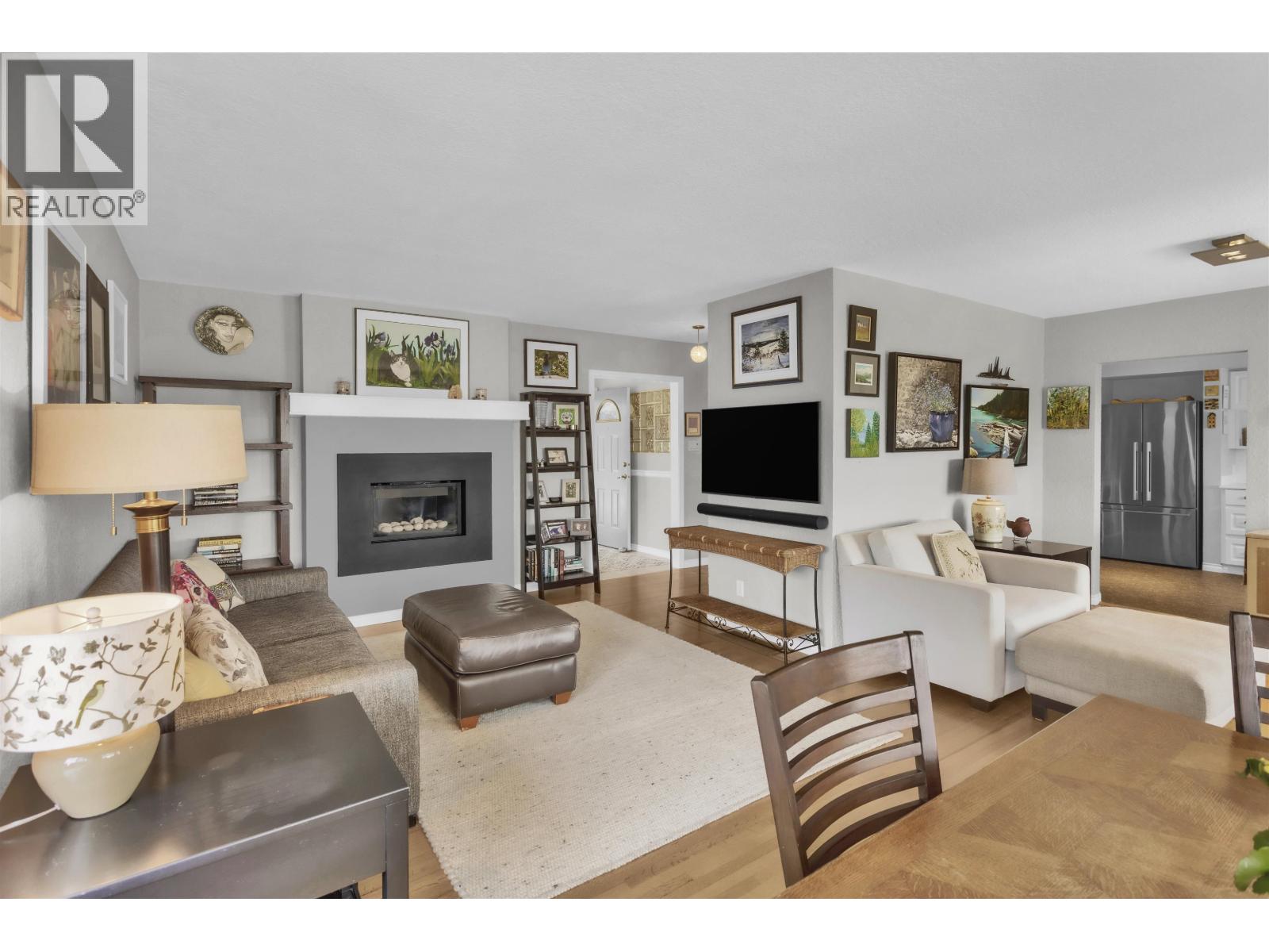 901 Calverhall Street, North Vancouver, British Columbia  V7L 1Y1 - Photo 7 - R3127473