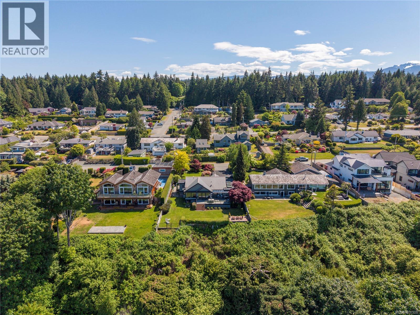 311 Poplar Ave, Qualicum Beach, British Columbia  V9K 1J7 - Photo 53 - 1037928