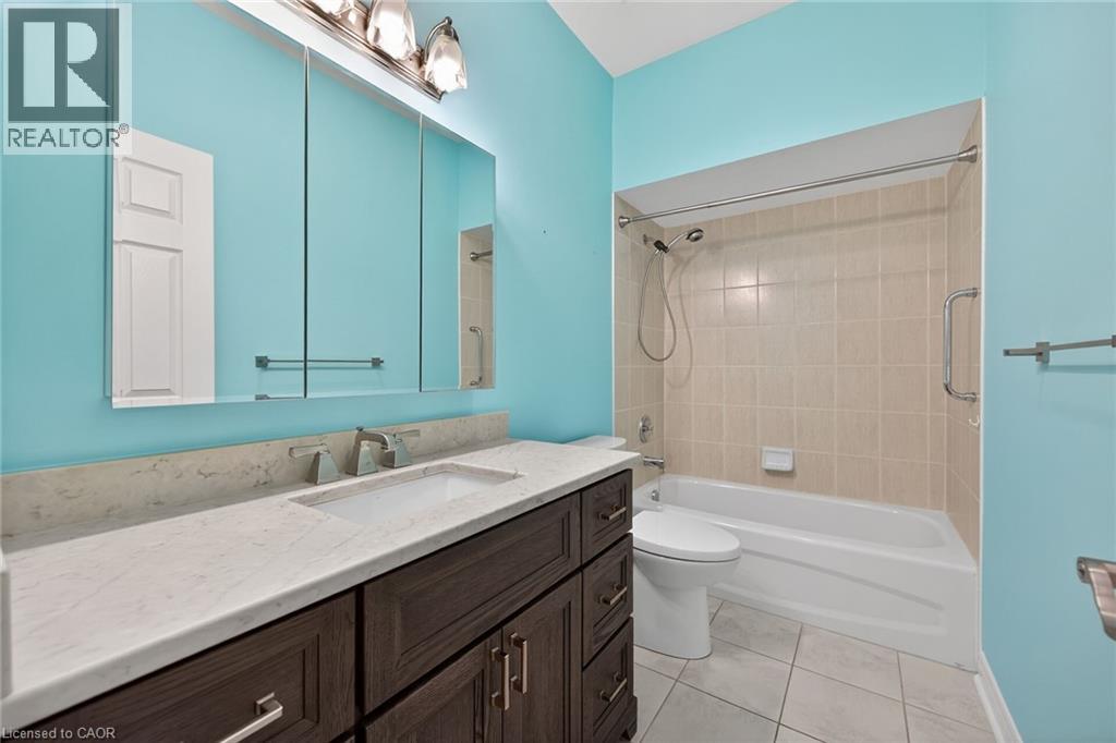 44 Riveroaks Drive, Mount Hope, Ontario  L0R 1W0 - Photo 12 - 40832807