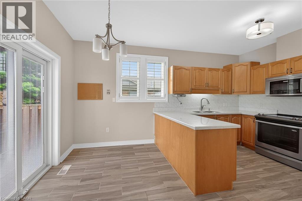 44 Riveroaks Drive, Mount Hope, Ontario  L0R 1W0 - Photo 20 - 40832807