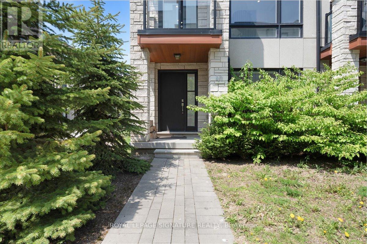41 Burnet Drive, Vaughan, Ontario  L4H 4R4 - Photo 2 - N13171164