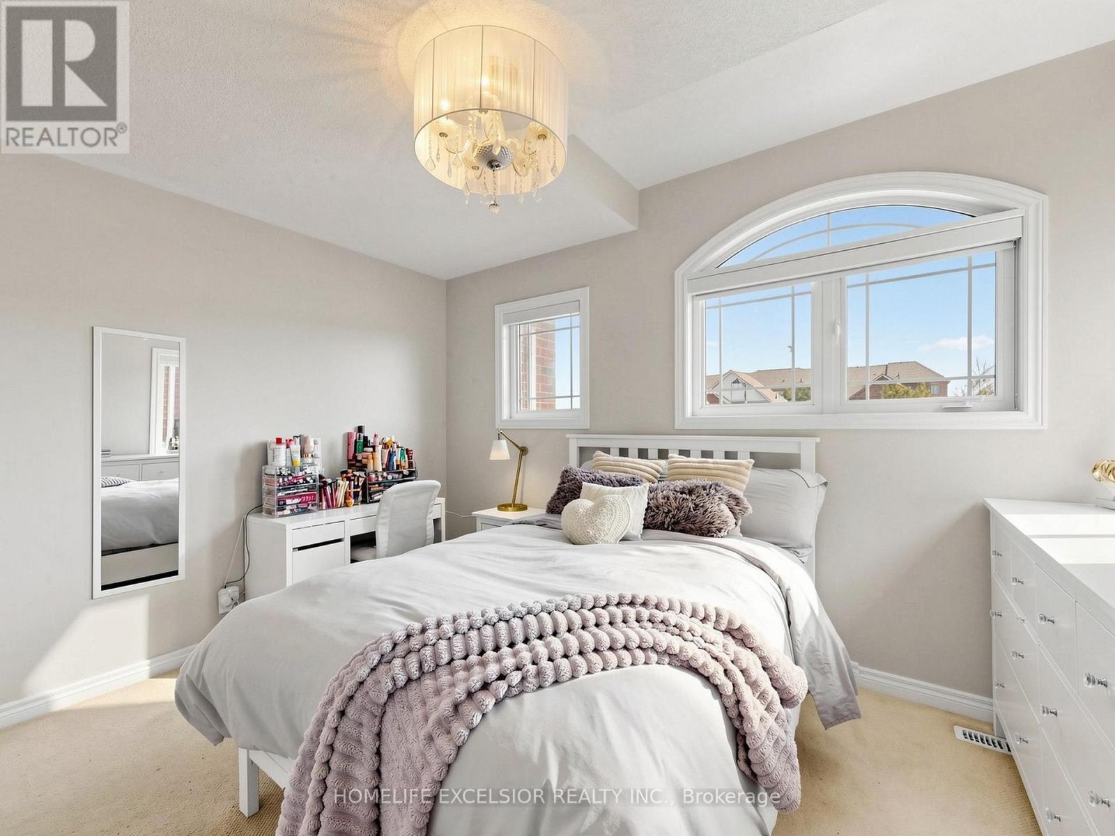 6 Lady Gwillim Avenue, East Gwillimbury, Ontario  L9N 0A5 - Photo 32 - N13171292