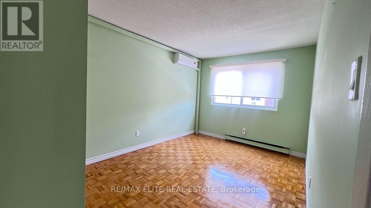 205 Milestone Crescent, Aurora, Ontario  L4G 3M2 - Photo 12 - N13171332