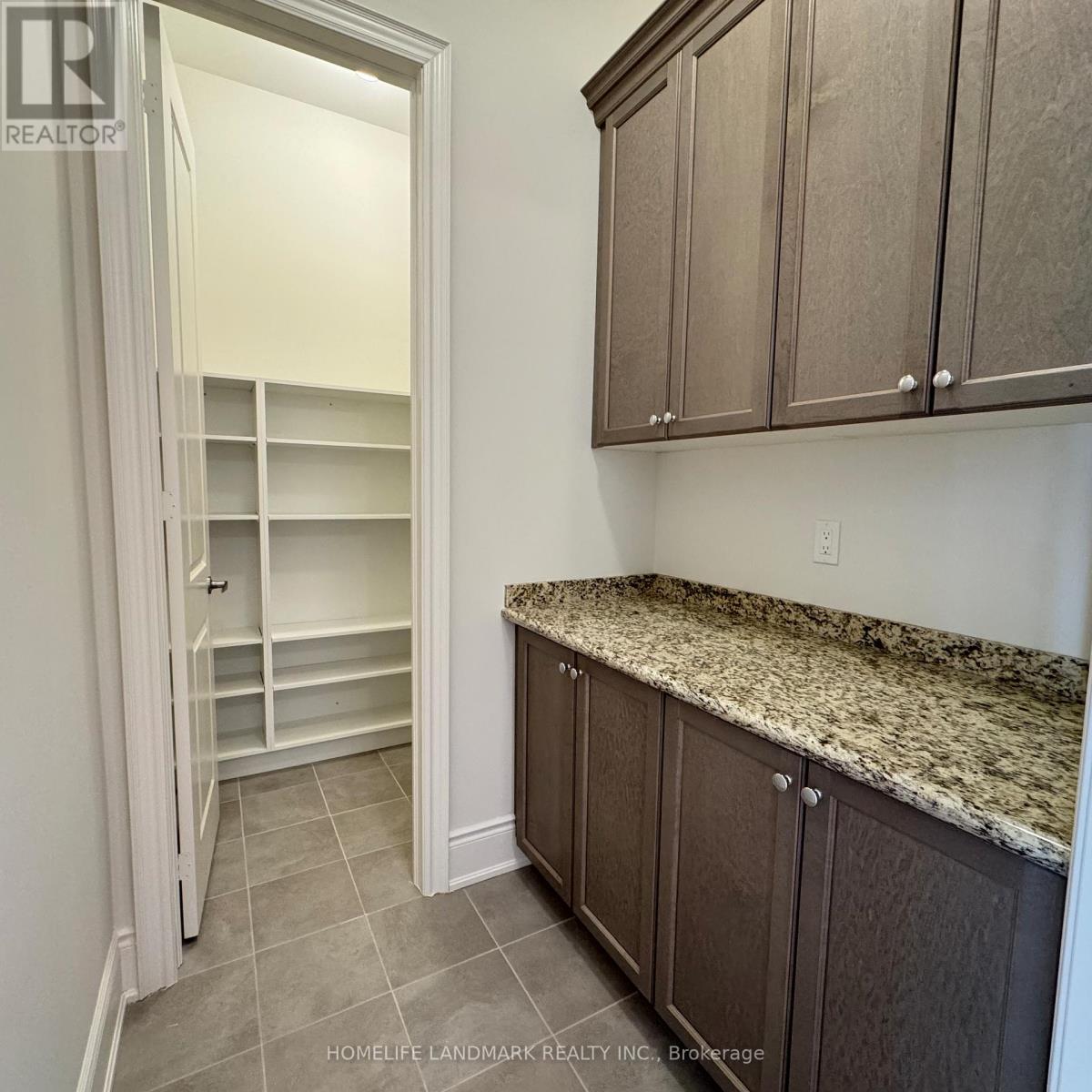 77 Art Leech Drive, Richmond Hill, Ontario  L4E 1P1 - Photo 9 - N13171386