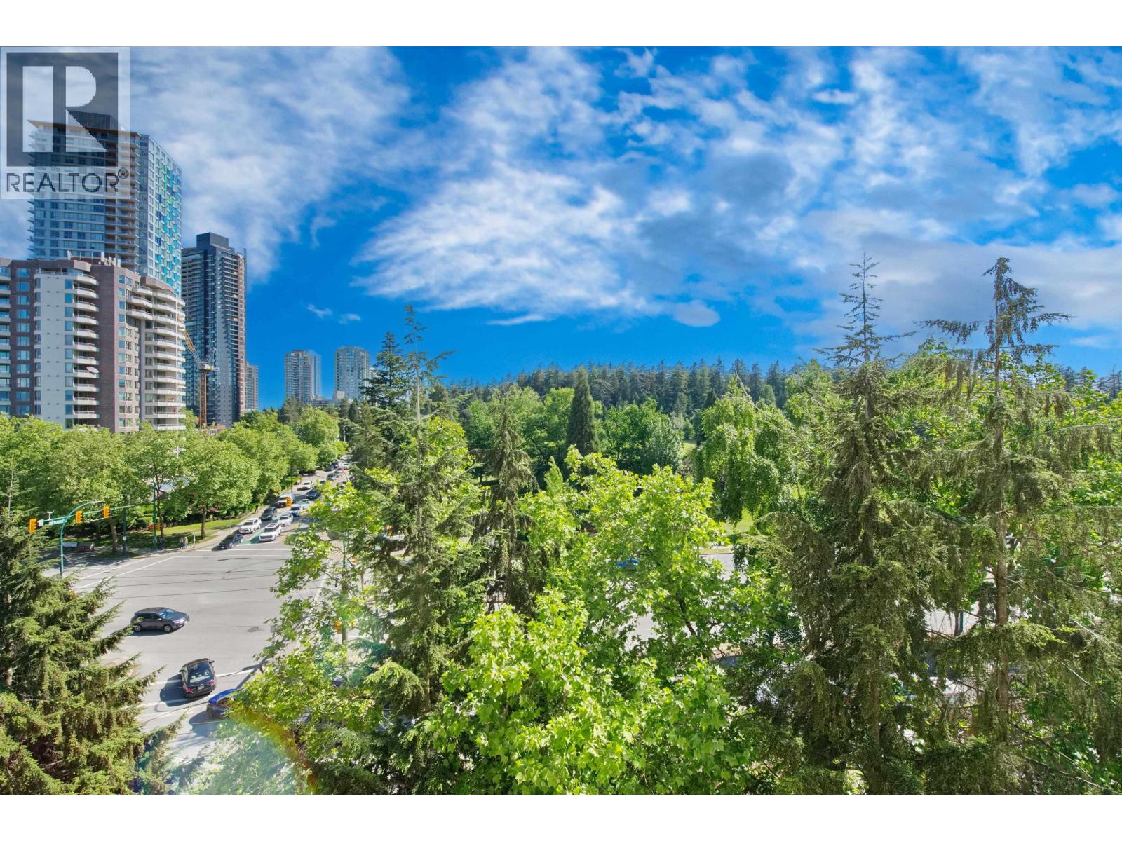 804 5652 Patterson Avenue, Burnaby, British Columbia  V5H 4C8 - Photo 2 - R3127344