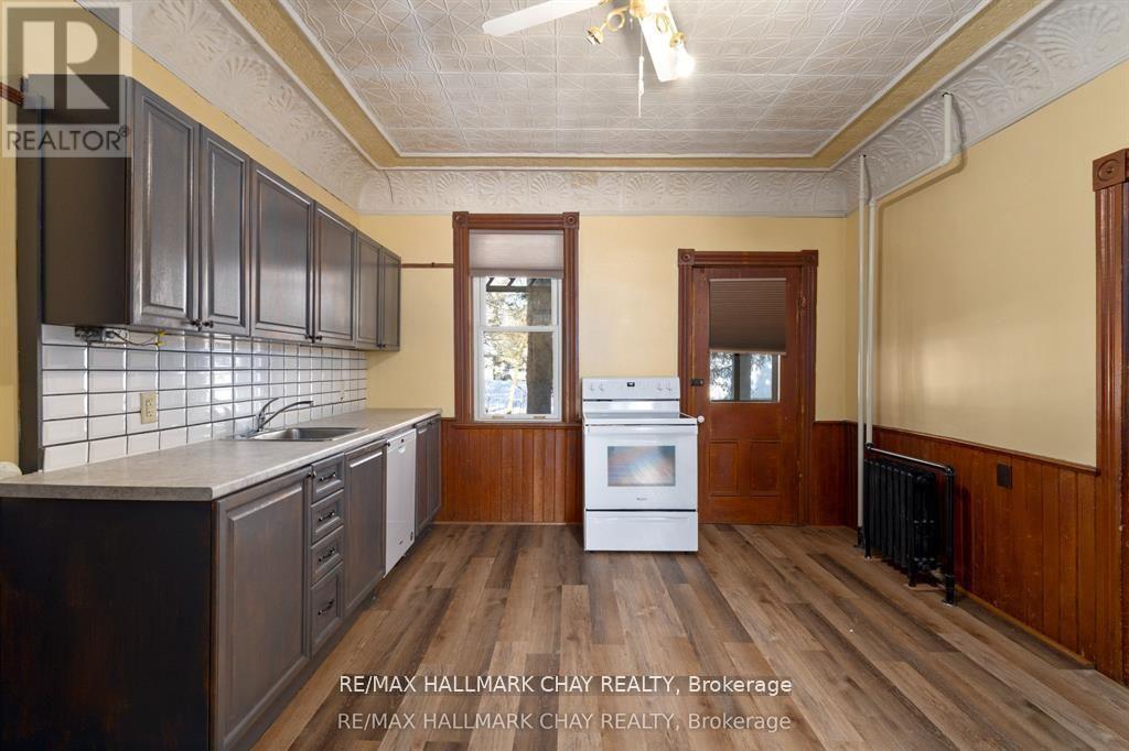 4514 Penetanguishene Road, Springwater, Ontario  L0L 1V0 - Photo 14 - S13171220