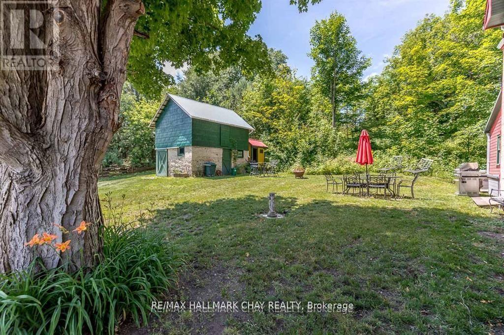 4514 Penetanguishene Road, Springwater, Ontario  L0L 1V0 - Photo 31 - S13171220