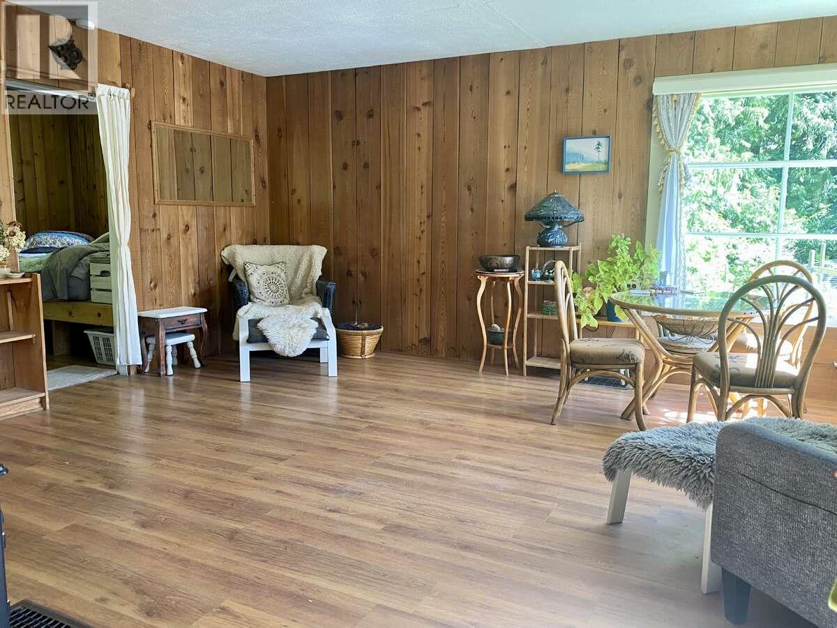 16278 3a Highway, Crawford Bay, British Columbia  V0B 1E0 - Photo 33 - 10388584