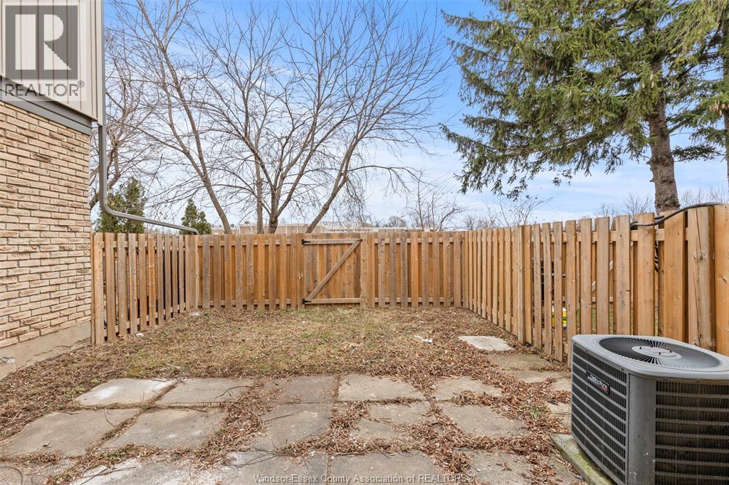 302 Vine Street Unit# 29, St. Catharines, Ontario  L2M 7M6 - Photo 28 - 26012087