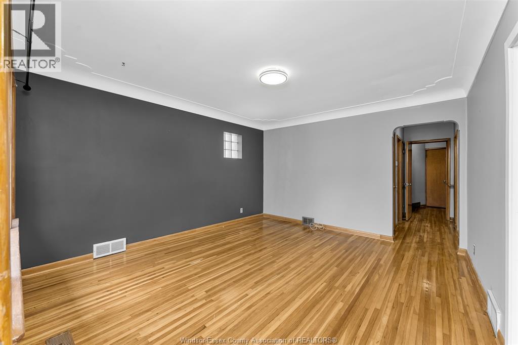 1978 Bernard Road, Windsor, Ontario  N8W 4R5 - Photo 6 - 26012082